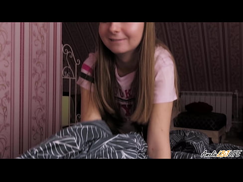 ❤️ UBlondie Ufunxa ubunzulu be-BFF yakhe kwaye Ufumana iCum emlonyeni wakhe Iphonografi  kuthi