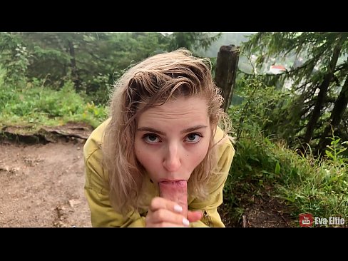 ❤️ Intombazana iginya i-cum emva kwe-blowjob yoluntu - u-Eva Elfi Iphonografi  kuthi